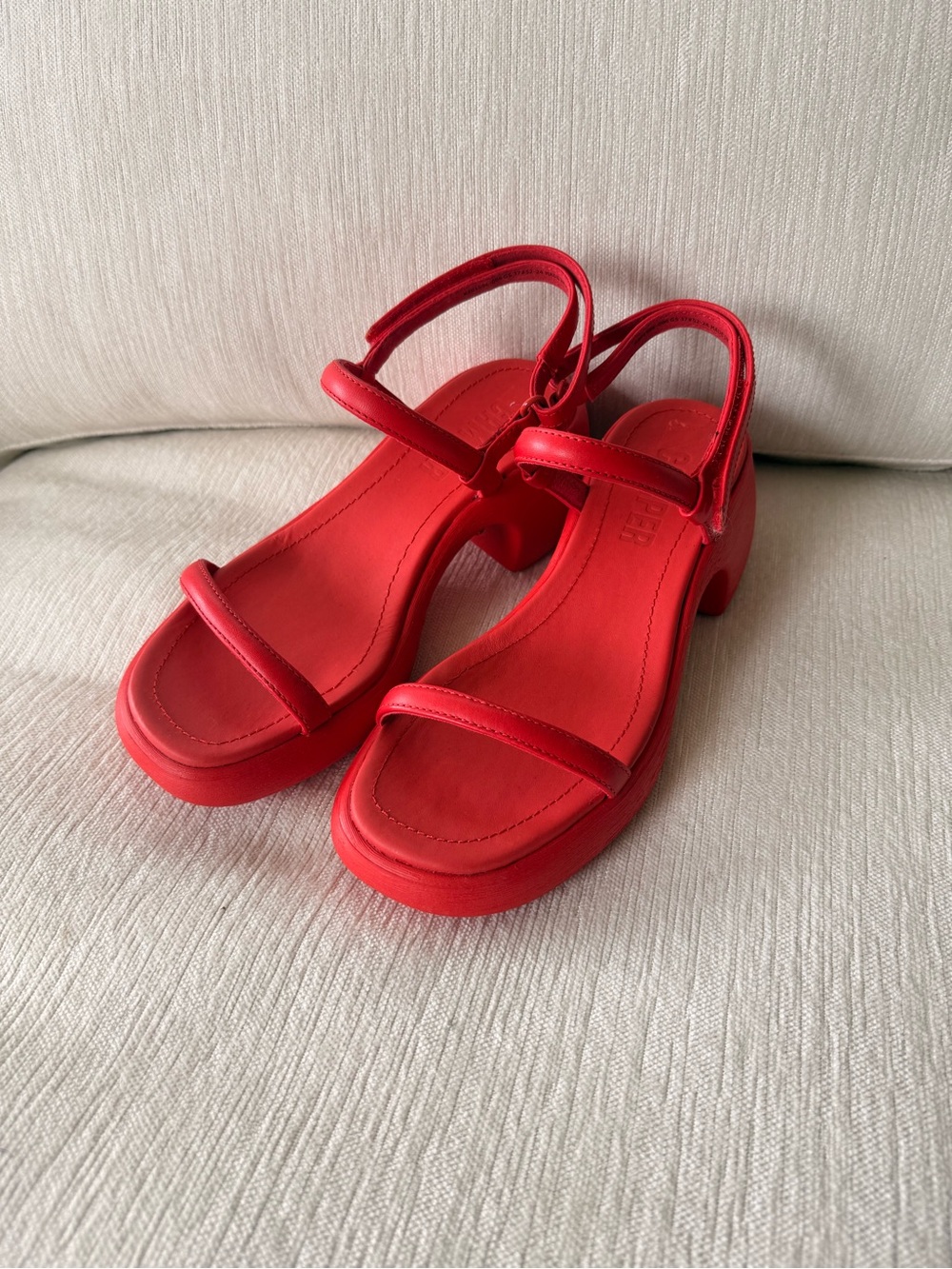 Camper Thelma Block Heels - Picture 3 of 4